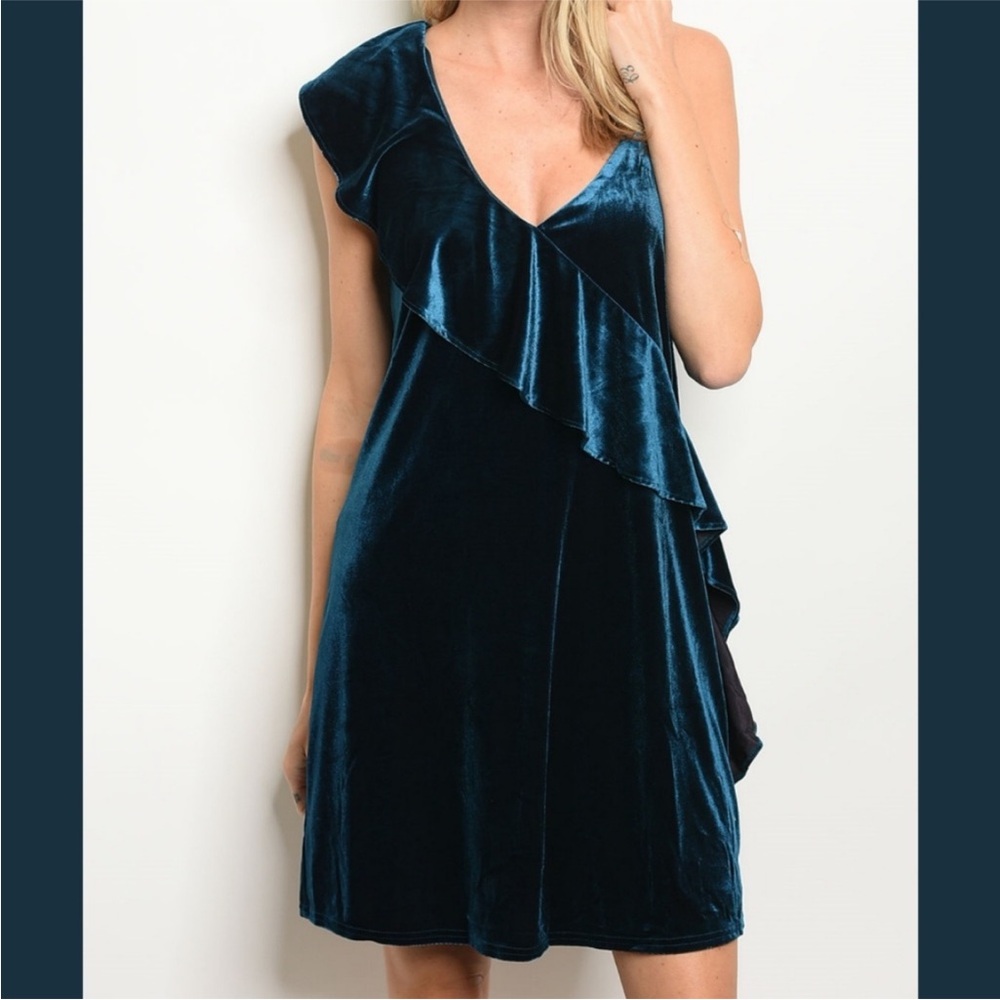HIGHLINE green Velvet Dress